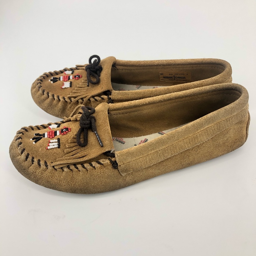Minnetonka Beaded Thunderbird Leather Moccasin